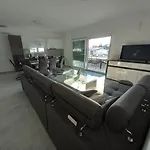 Valmar Апартаменты Вир