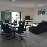 Апартаменты Valmar *