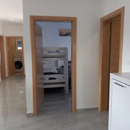 Apartment Valmar *